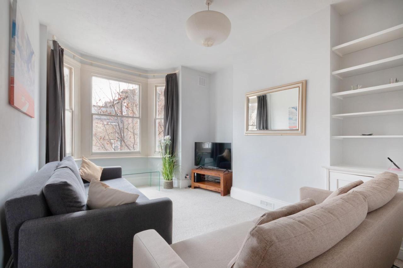 1 Bed Clapham Junction Apartment لندن المظهر الخارجي الصورة